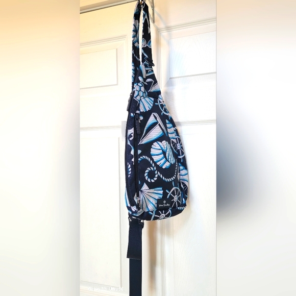 3pc Set of Vera Bradley Shore Enough, sling bag, beach towel & luggage tag! NWT - Picture 2 of 8